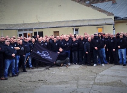 Megvédjük László Petrát! – aki keresi nálunk megtalálja