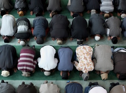 Van magyarázat a muszlimok európai viselkedésére