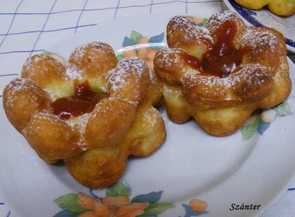 Így sütök rózsafánkot.