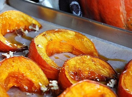 A legfinomabb őszi desszert, ami egészséges is: mézes, fahéjas sütőtök