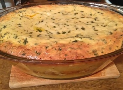 Fejedelmi rakott krumplis egytálétel mind a tíz ujjad megnyalod módra. Fázisfotókkal lépésről lépésre