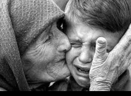 Mielőtt panaszkodnál nyisd ki a szemed, rosszabb is lehetne... S rájössz, hogy nem sírva kell eltöltened a napot, hanem nevetve. Köszönd meg, amit a sorstól kaptál... ne háborogj sohasem... Nem tudhatod, mi lesz holnap... Ez vezessen az Életben!