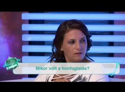 Mikor volt a honfoglalás?A két szépséges leányzó meg mondja mikor is volt a honfoglalás!Történelem könyv hazudik!:D