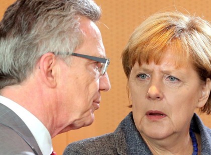 Most már nagy a baj Németországban! Saját minisztere szólította fel lemondásra Angela Merkelt.