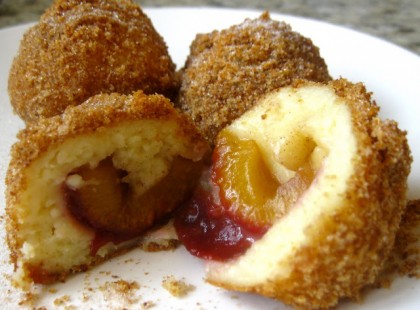 A hagyományos szilvás gombóc receptje! Mindig remekül sikerül!