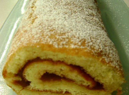 Piskótatekercs a nagyi konyhájából! Örök szerelem :)