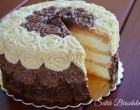 Citromkrémes torta csokoládé rózsákkal
