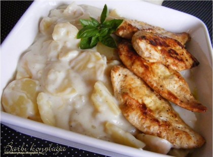 Krémes burgonya mézes csirkemellel - egy különleges köret!