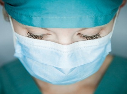 Egy müncheni kórházban dolgozó orvosnő segélykiáltása. Ezt mindenkinek látnia kell!