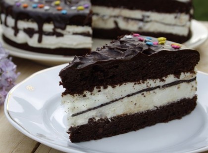 Kinder pingui torta receptje – Ez a süti is istenien néz ki és jól hangzik. :-)