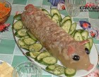 Kocsonya ...műanyag flakonba töltve, majd óvatosan körül vágva -ötletes szilveszteri asztalra ...
Recept a hozzászólásoknál olvasható>>>