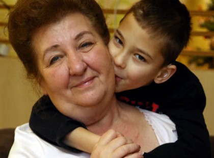 Marika: eldobták a szülei az unokámat