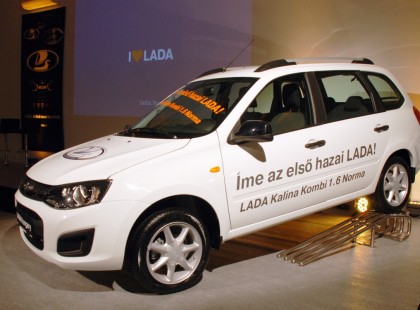 Kétmillió forint alatt, ötéves garanciával jönnek a Ladák, itt az árlista!