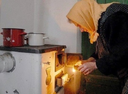 ÉDESANYÁK EMLÉKÉRE ✝