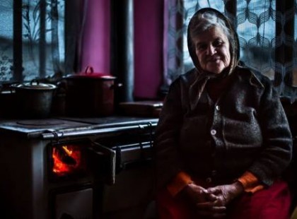 Téli estéken mikor szívembe tép anyám hiánya,