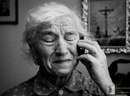 Ne ítélkezz felettem, ha még nem jártad végig az utamat.. Láthatod a mosolyom... de nem látod mögötte a fájdalmat Ne dobálj kövekkel..