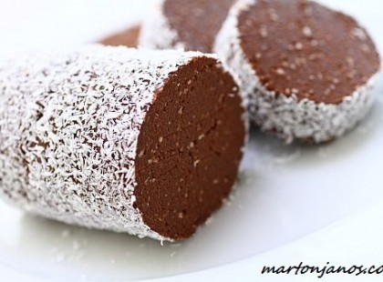 Kókuszos csokiszalámi