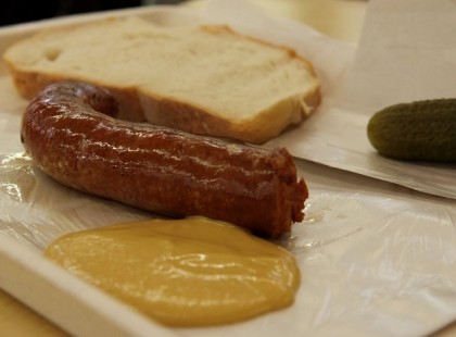 Igen hát vagyunk páran, akik igazi jó magyarnak születtek és ez többek között a táplálkozásban is kiütközik. Mert nekem hentes volt az Apám, de a papáék is tartottak disznót és volt disznóvágás is és én ott rohangáltam már egész kicsiként...