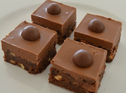 NAGYON NAGYON CSOKIS FINOMSÁG, SÜTÉS NÉLKÜL!