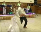 Eszméletlen videó! Ennek a debreceni ifjú párnak az esküvői videójáért őrül most meg a net!