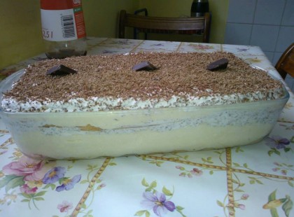 HÁZI SZTRACSATELLA SÜTÉS NÉLKÜL! DE JÓ KIS SÜTIKE, NAGYON TETSZIK :)