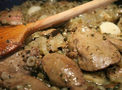 Titkos máj főzési tippek, amiket nem sokan ismernek és istenivé varázsolják a csirkemájat!