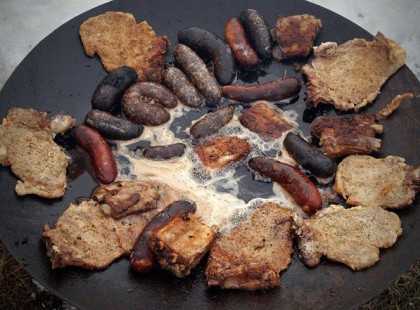 Nyomj egy lájkot, ha Te is ennél ilyen emberes kaját! :) Jó is az amikor az ember tárcsalapon sütöget