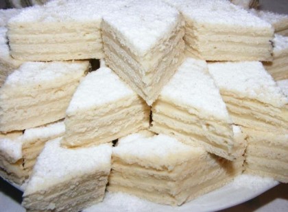 OROSZKRÉMES PITE – BOMBASZTIKUS, ÜTŐS DARAB, MONDHATOM!