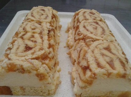 Piskótatekercses alagút pudinggal töltve!