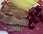 Ti még emlékeztek a retró menza egyik nagy etalonjára? Mert én még a mai napig a számban érzem az ízét. Most is lehet csinálni már hogyne lehetne, de az már nem párosul gyerekkori ízemlékkel így nem is lesz olyan finom, mint akkor volt.