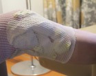 Minden este káposztalevéllel borogatta a térdeit. Alig hitte el, amikor elmúltak a fájdalmai!