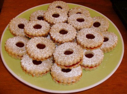 Omlós linzer tészták – így marad napokig puha! Egyszerű és eredeti!