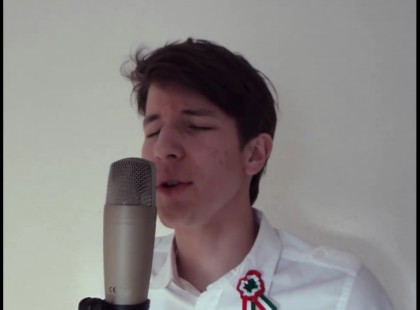 A MAI NAP SLÁGERE A KÉZDIVÁSÁRHELYI FIÚ DALA