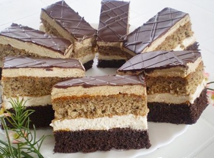 Angelika szelet, a húsvét sütik egyik sztárja