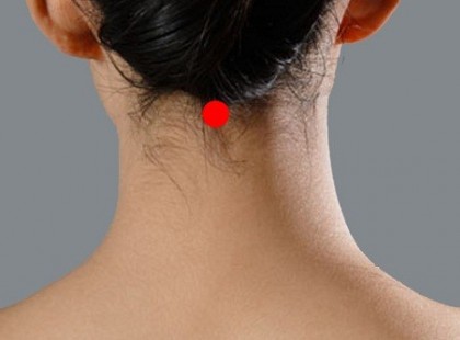 HIHETETLEN DOLOG TÖRTÉNIK VELED, HA JÉGKOCKÁT TESZEL ERRE A PONTRA!