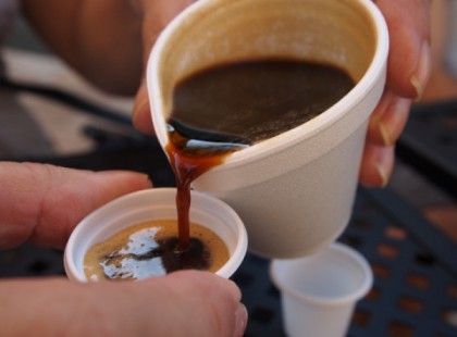 Ezt a két titkos összetevőt tedd a reggeli kávédba, és őrülten olvadni fog rólad a zsír napközben