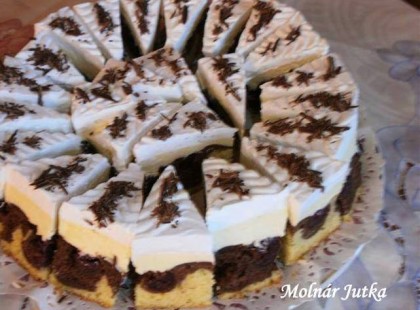 Csábító meggyes – Gyönyörű, nagyon finom sütemény!