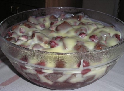 FEKETEERDŐ-DESSZERT – EZT KI KELL PRÓBÁLNI, BIZTOS NAGY SIKERE LESZ!