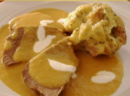 Vadas szelet zsemlegombóccal – Csodalatos a recept, nagyon fog ízleni!