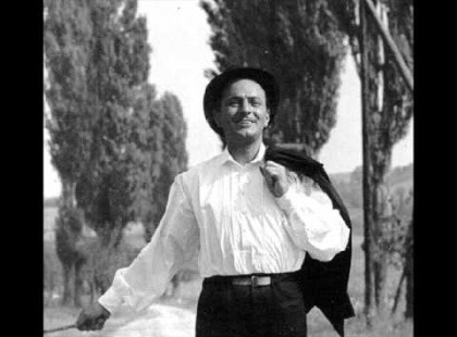 Igazi kuriózum! A szeretet himnusza Pál apostoltól Jávor Pál előadásában