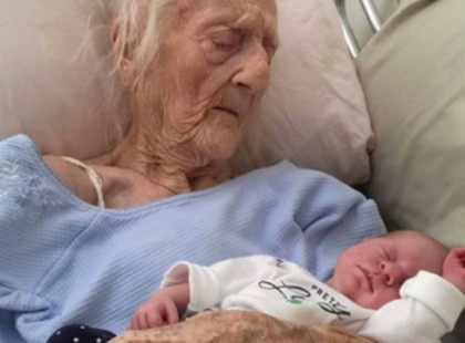 Ez az idős asszony 101 évesen szült egészséges kisfiút! Hogyan csinálta?