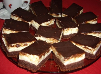 Csokoládés habos szelet – olyan könnyed, hogy elolvad a szádban!