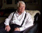 “Élni jó, élni szép, ha fogják az ember kezét” – Egy csodálatos vers Szabó Gyula előadásában