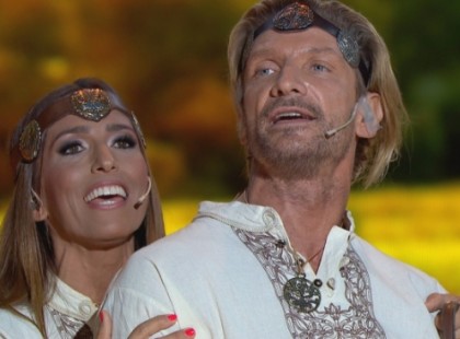 Lóháton énekelt Rubint Réka, aki maximális pontot kapott a zsűritől ! Nektek hogy tetszett? Nagy Duett: Pintér Tibor és Rubint Réka – Honfoglalás