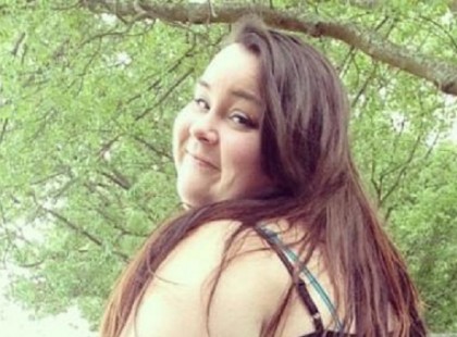 Rommá oltották a rasszista lányt, amikor ezt a képet feltöltötte