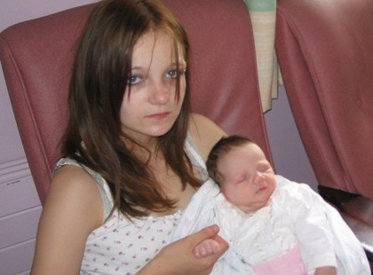 A 11 éves lány teherbe esett... Megfagyott a vér az ereimben amikor megláttam az apját!!