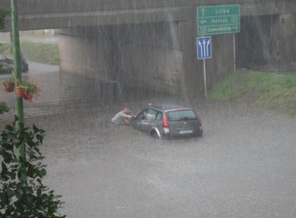 Özönvíz!Egyhavi eső is jöhet csütörtökön - úszni fog az egész Dunántúl