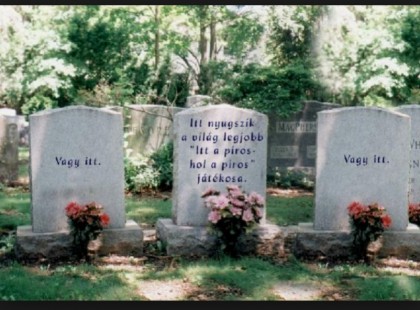 A legbizarrabb sírkő feliratok, amiket valaha láthattál !