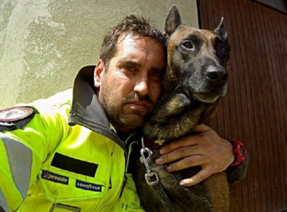 Magyar siker ! Symba lett a világ egyik legjobb mentőkutyája!