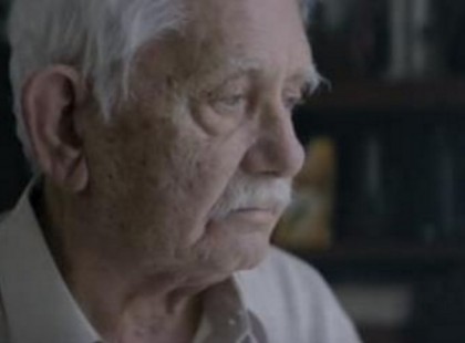 Az idős férfi belehalt a magányba, de nézd meg mi történt a temetésén, amikor megérkeztek a gyerekei!